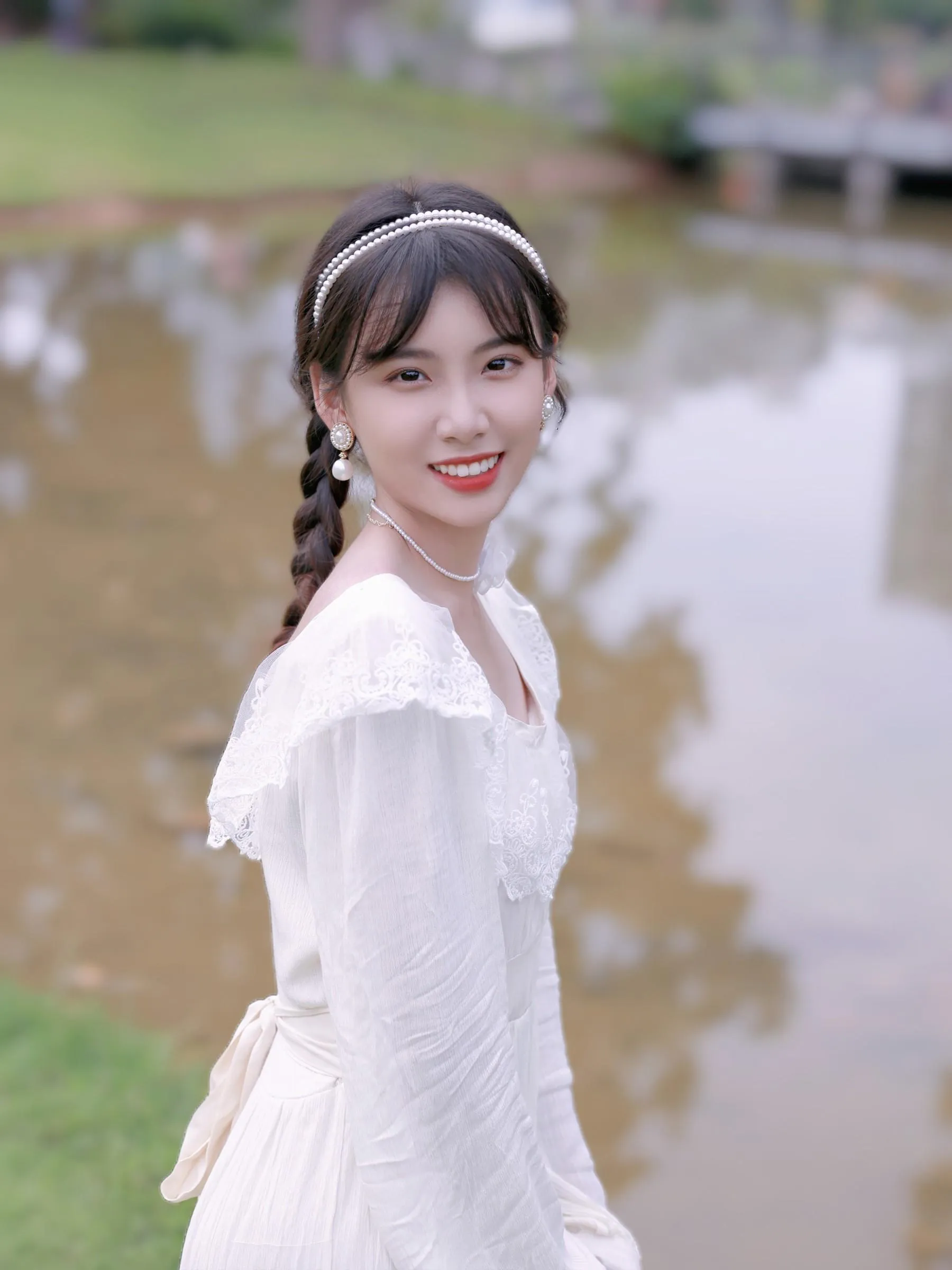 [YITUYU艺图语]2022.09.10 温柔少女 小愉不是鱼 [24P]插图2